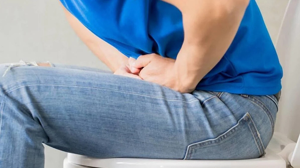 Suýt thủng ruột vì tự nhét lươn sống dài nửa mét vào hậu môn