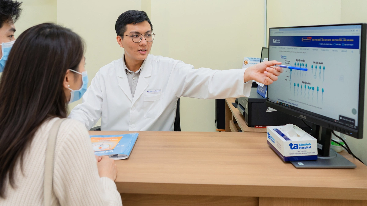 Gom tinh trùng thụ tinh ống nghiệm cho người đàn ông vô sinh