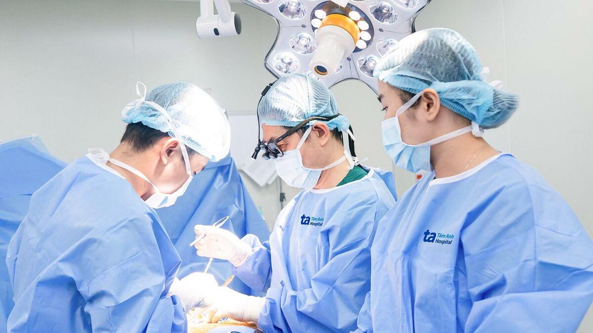 Tưởng đau khớp hóa tắc hẹp mạch máu nuôi chân