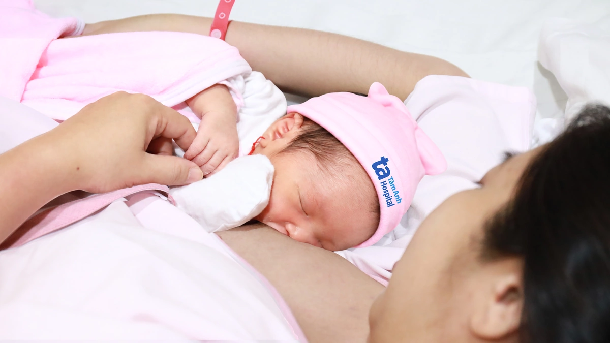 Sinh con khỏe mạnh từ phôi duy nhất