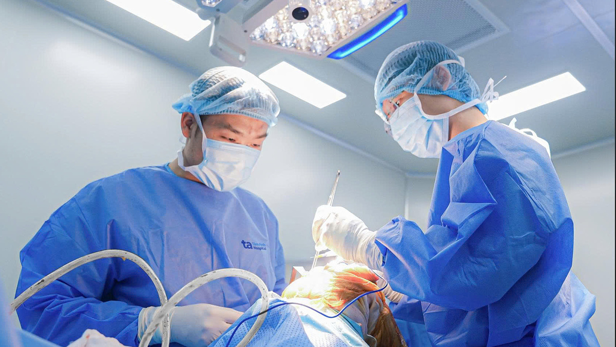 Sau thay khớp gối có ngồi xổm được không?