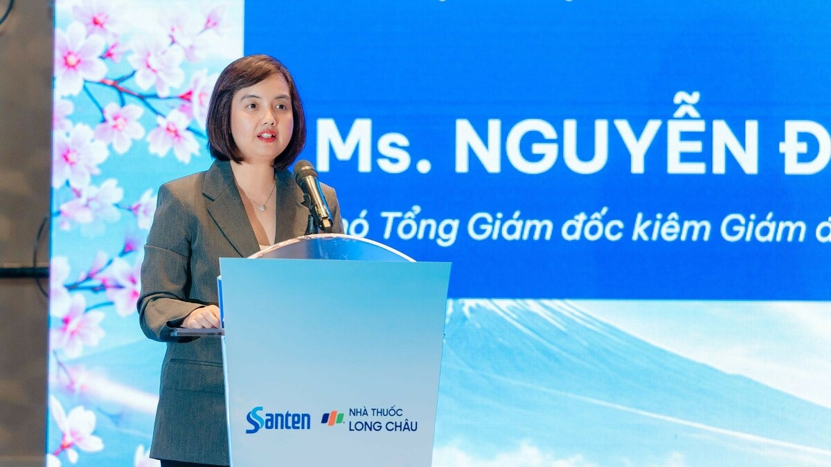Long Châu hợp tác Santen Nhật Bản chăm sóc mắt cho người Việt