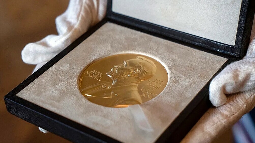 Nghiên cứu về di truyền quang học đoạt giải Nobel Y sinh 2026