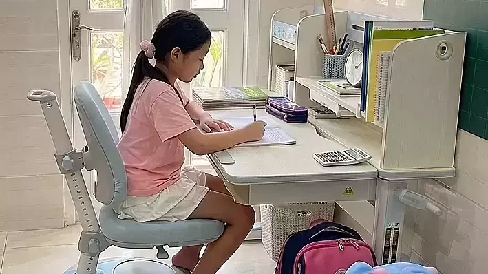 Các yếu tố làm tăng nguy cơ cận thị sớm ở trẻ