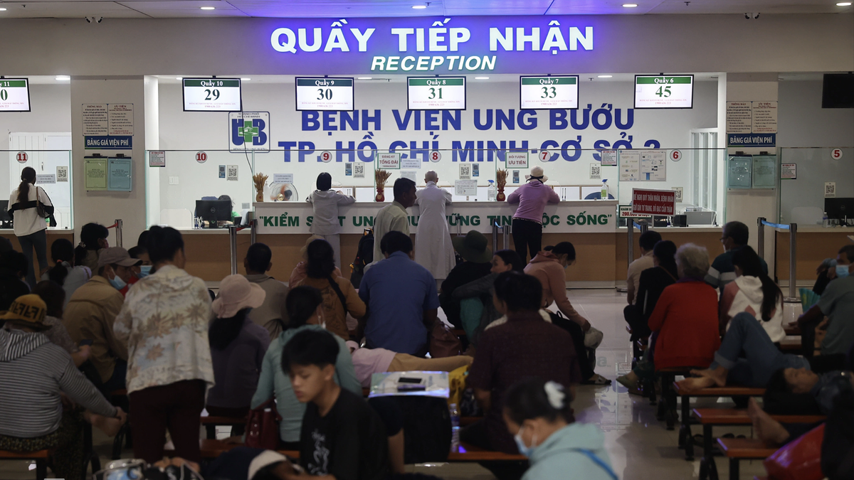 Bệnh viện Ung bướu TP HCM "kéo" tầm soát ung thư về trạm y tế