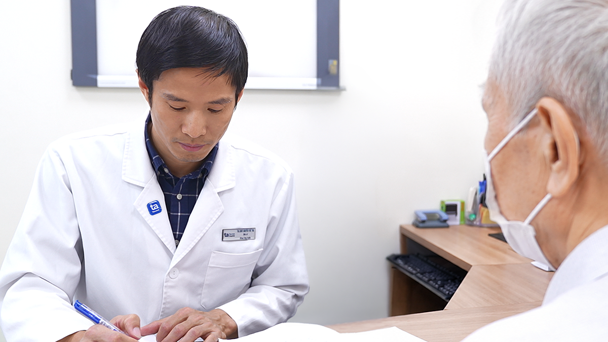 Thuốc liên hợp kháng thể thoái triển ung thư phổi di căn