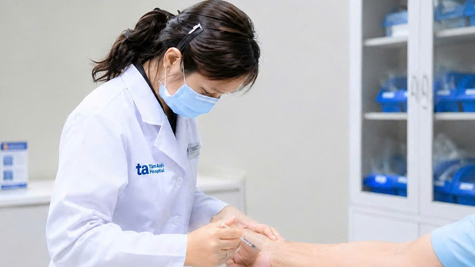 Tiêm botox có giúp người sau đột quỵ vận động tốt?