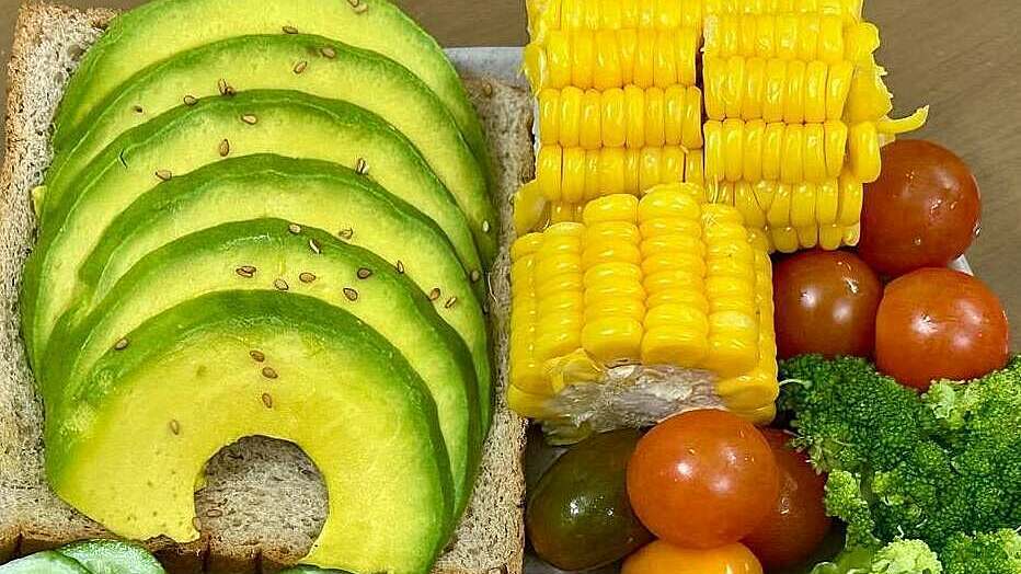 4 món dễ gây ngộ độc nếu để bên ngoài quá lâu