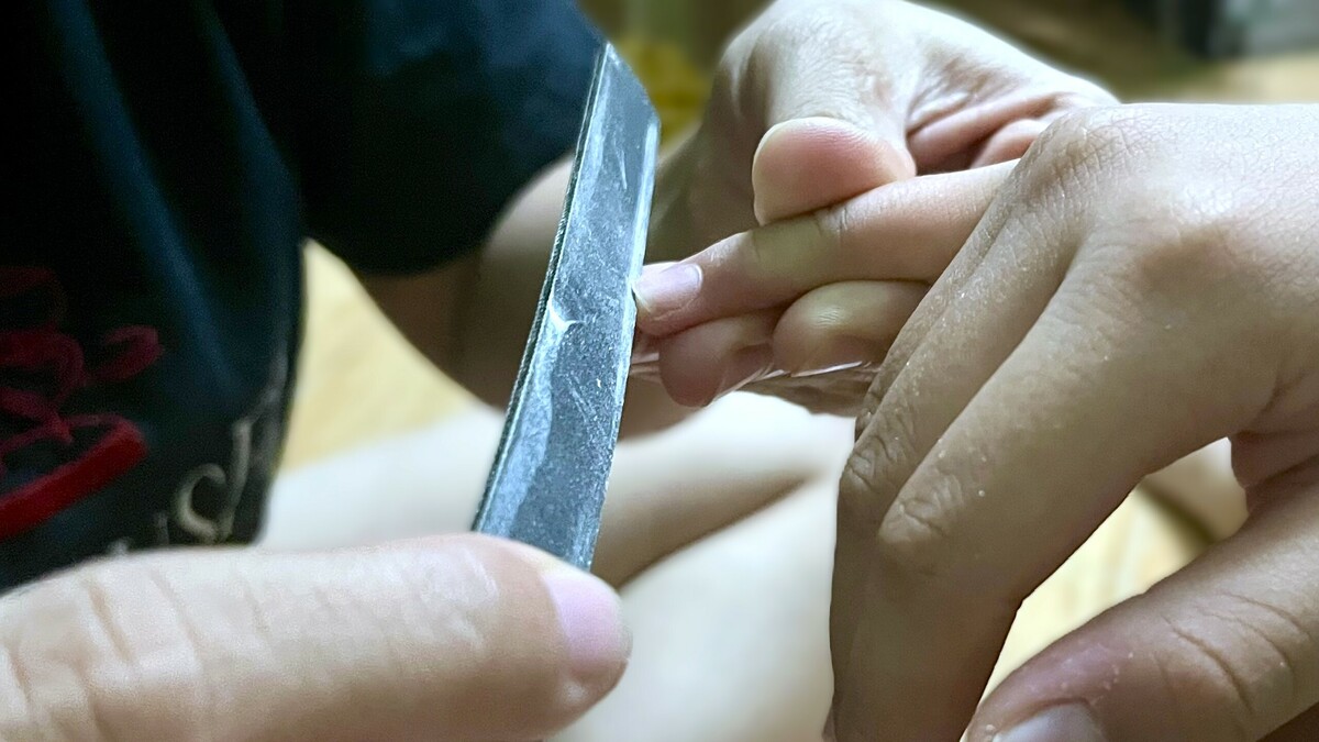 Móng tay dài có gây bệnh cho trẻ không?