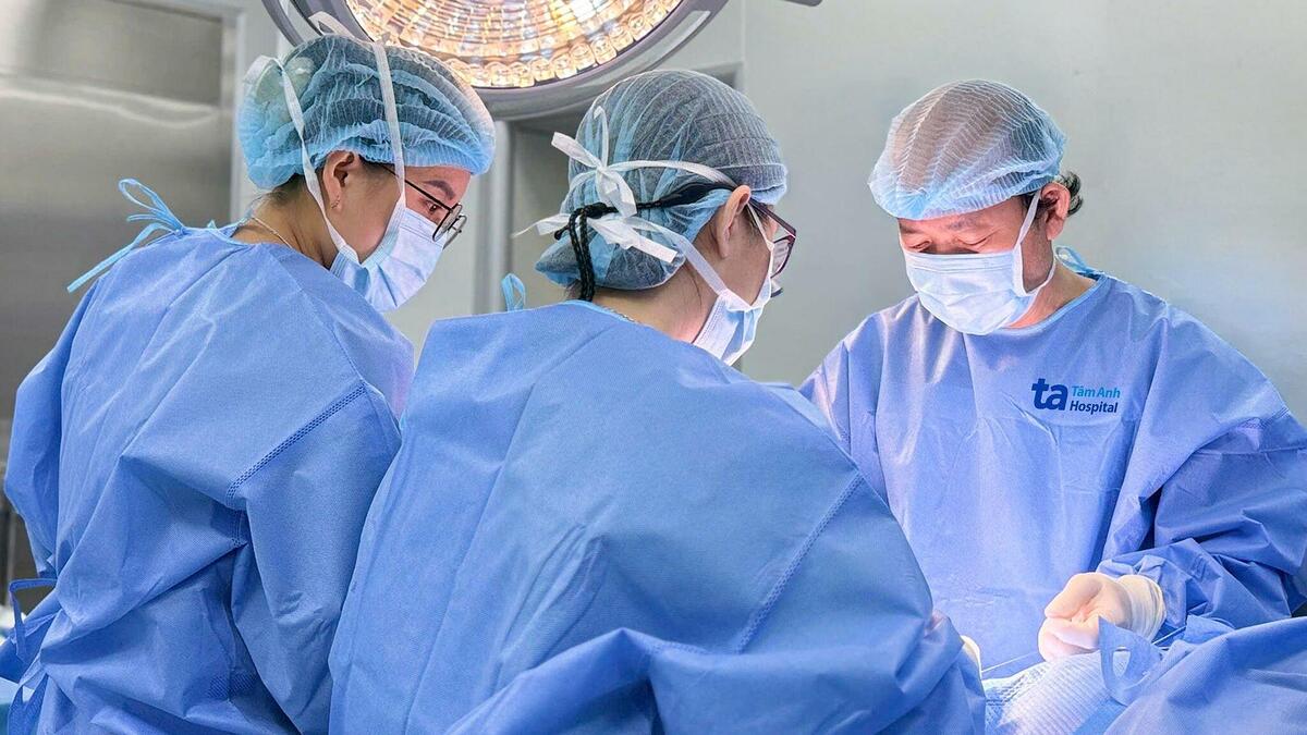 Tưởng sưng hạch hóa thoát vị bẹn