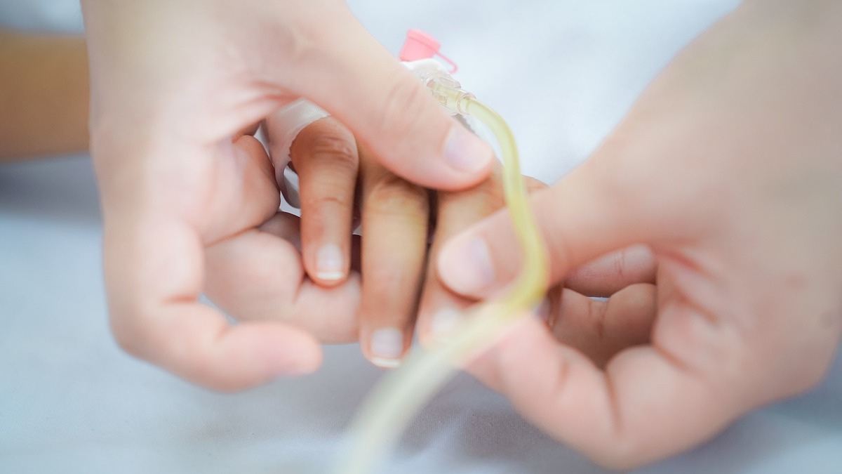 Nhầm cúm với cảm lạnh, dễ bỏ qua dấu hiệu bệnh nặng