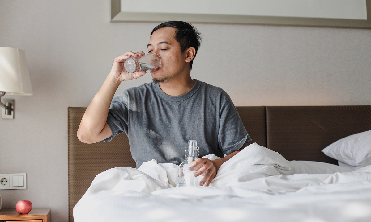 Uống nước ấm khi thức giấc có gây hại cho cơ thể không?