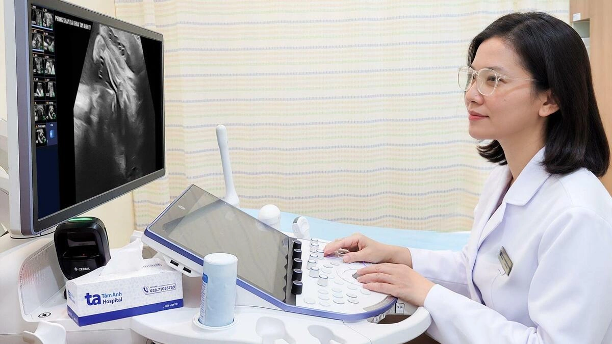 Thai nhi cứng khớp bẩm sinh do đột biến gene