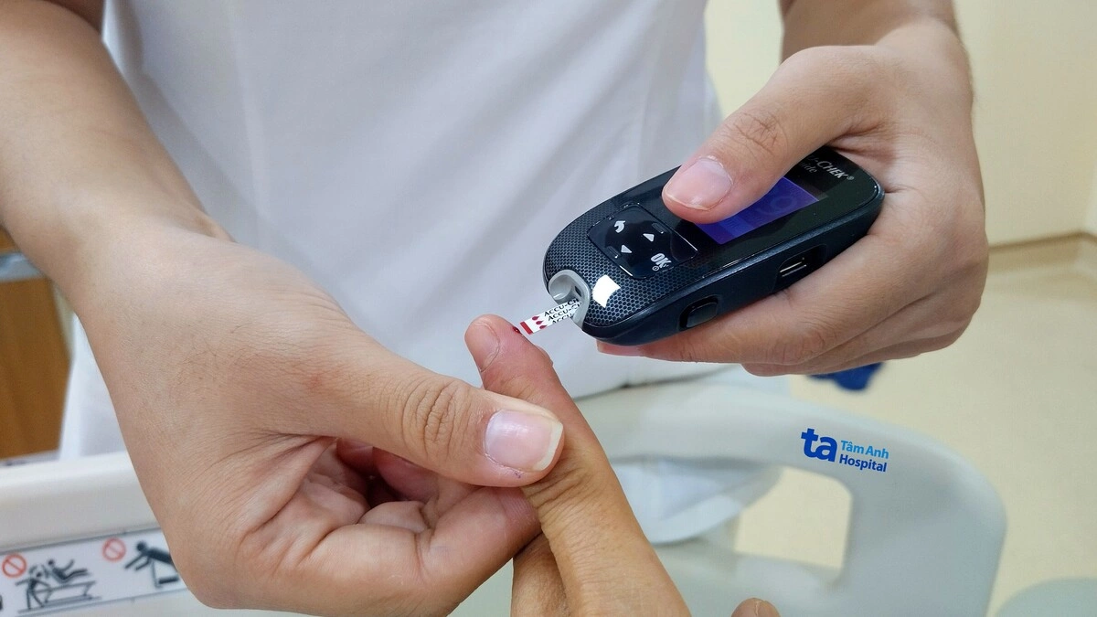 5 dấu hiệu kháng insulin thường gặp