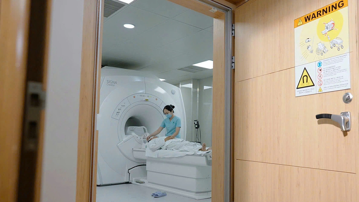 Khi nào thực sự cần nội soi, chụp CT và MRI?